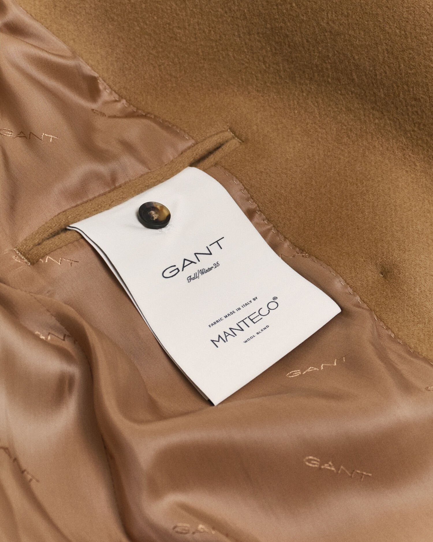 Mittellanger Caban aus Wolle