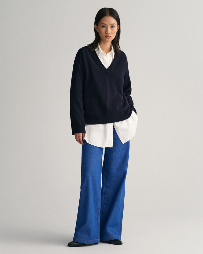 Superfine Lambswool V-Neck Pullover