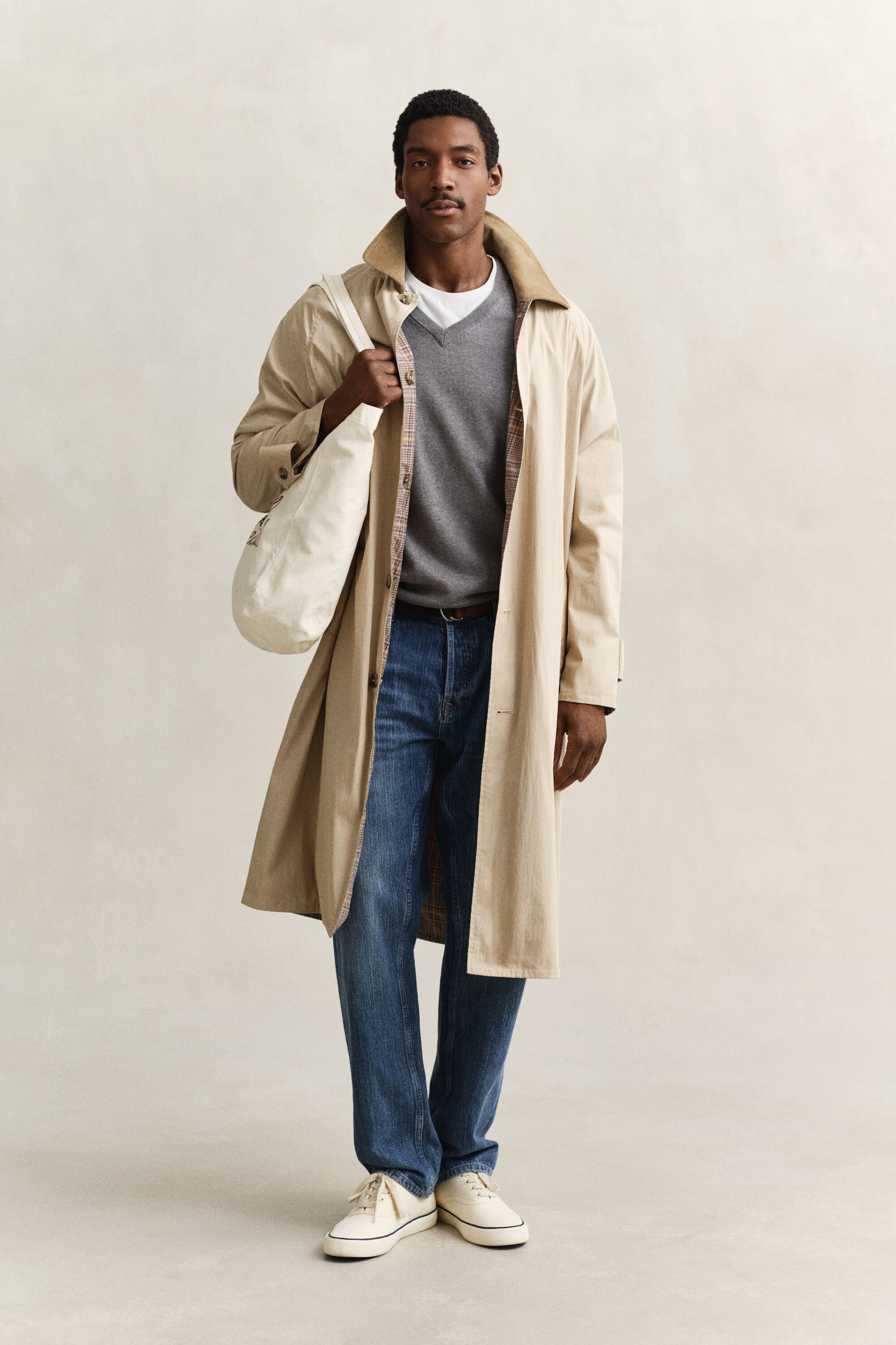 Klassischer V-Neck Pullover aus Baumwolle