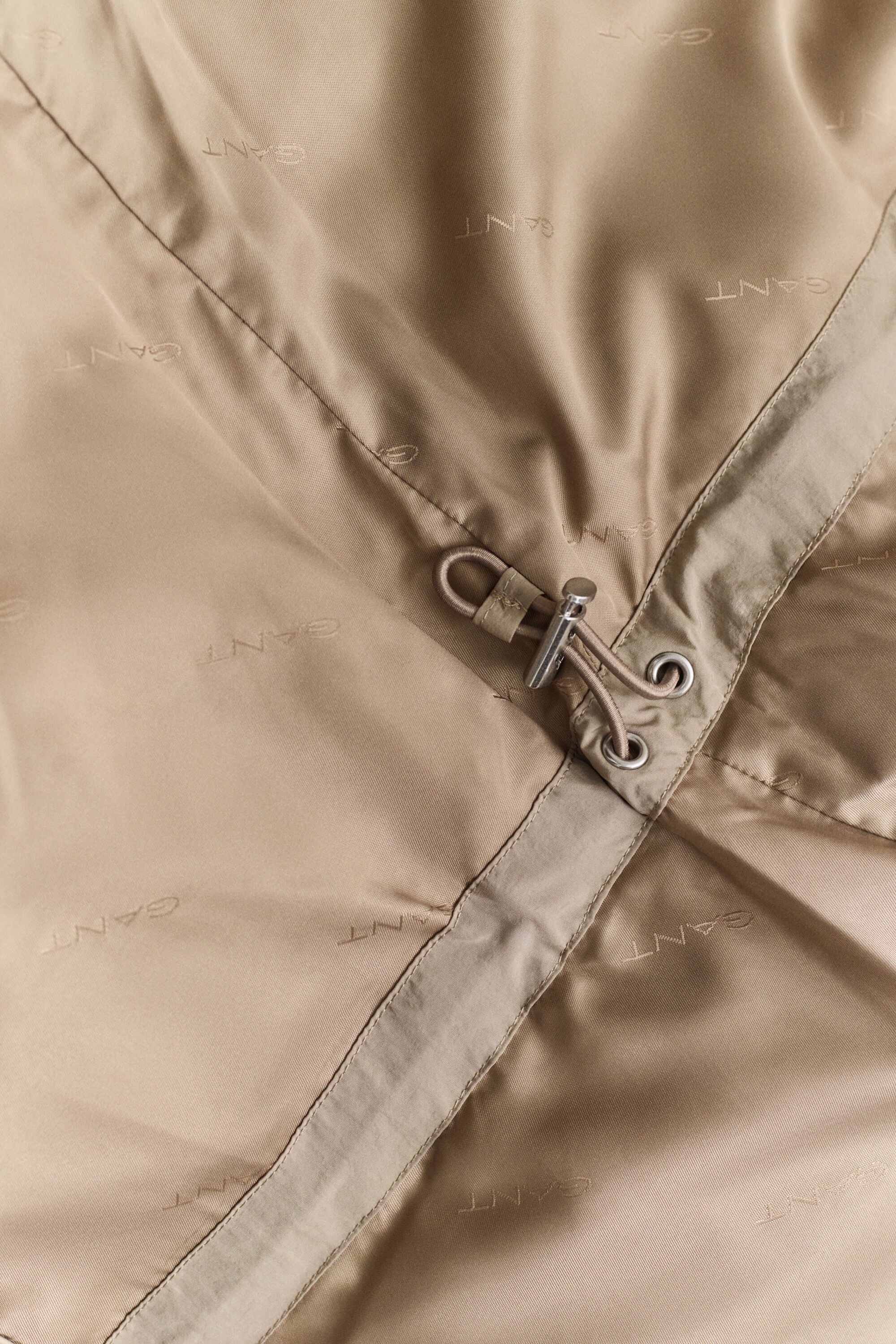 Mittelschwere Daunenjacke
