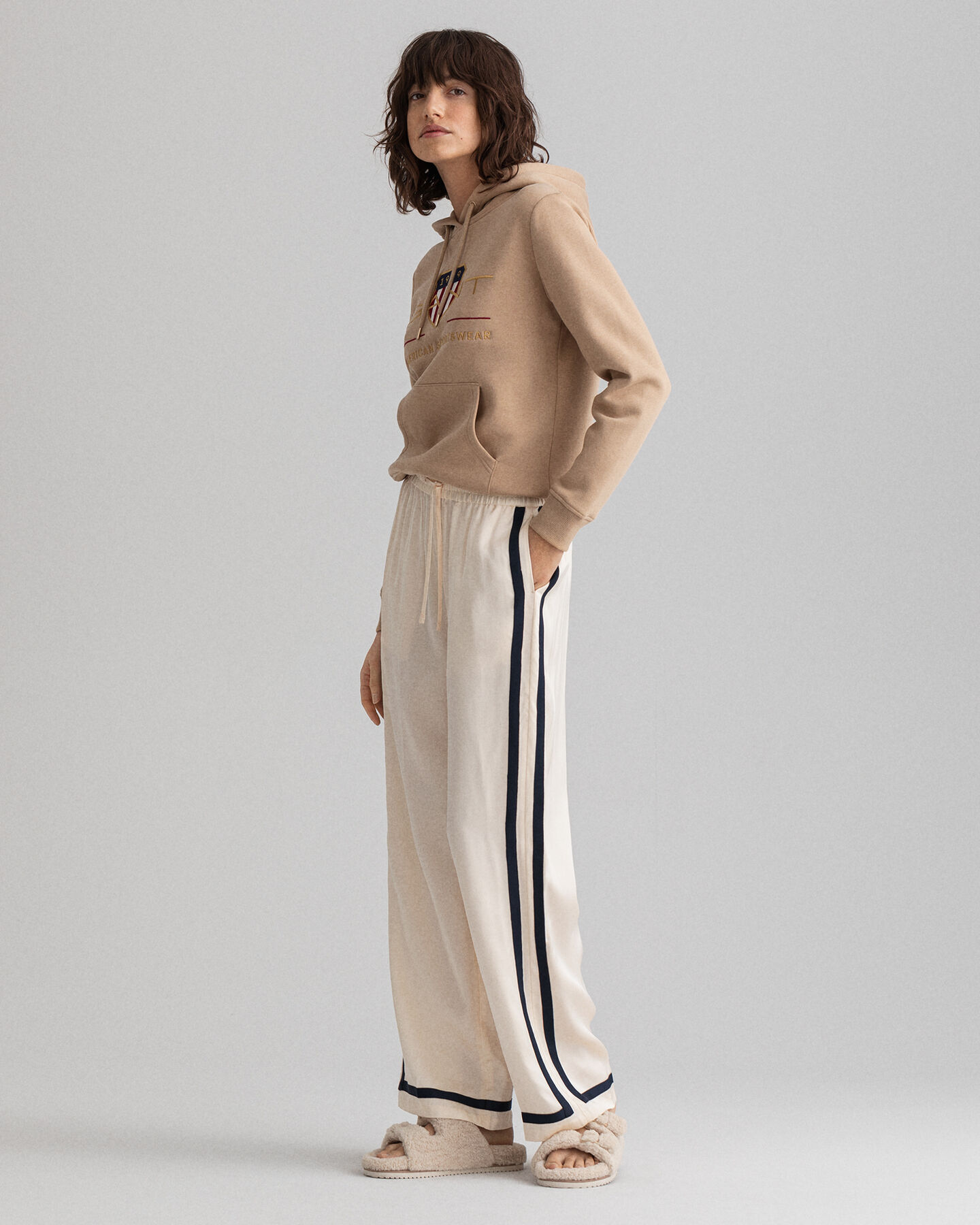 Pull-On Hose aus Satin