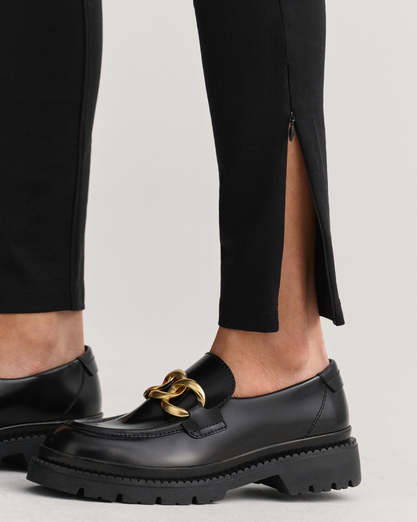 Jersey Leggings mit Seitenrei&szlig;verschl&uuml;ssen