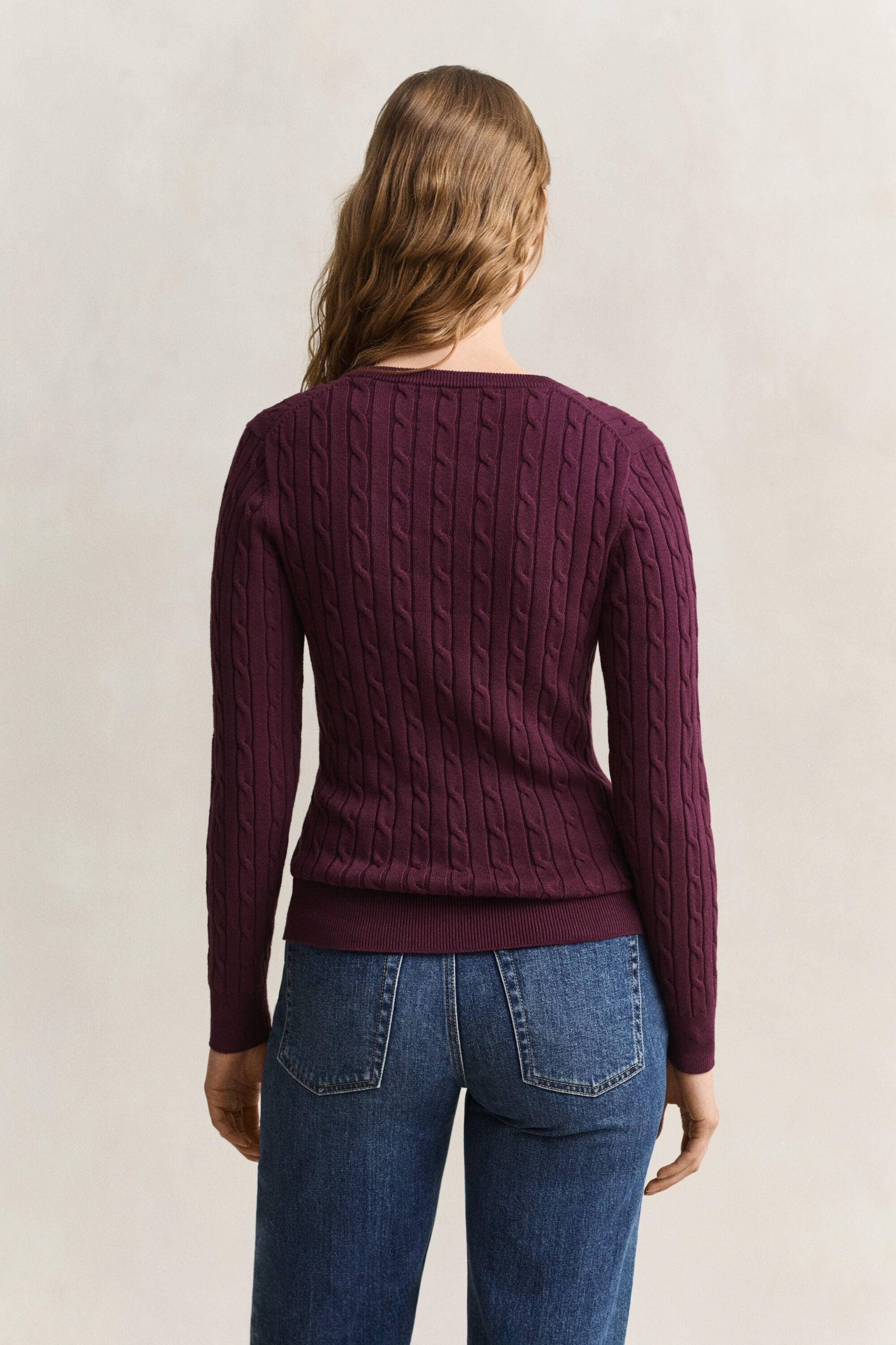 Zopfstrick V-Neck Pullover aus Stretch-Baumwolle