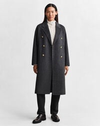 Handgenähter Mantel mit Karomuster