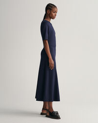 Ausgestelltes Kurzarm Rundhalskleid