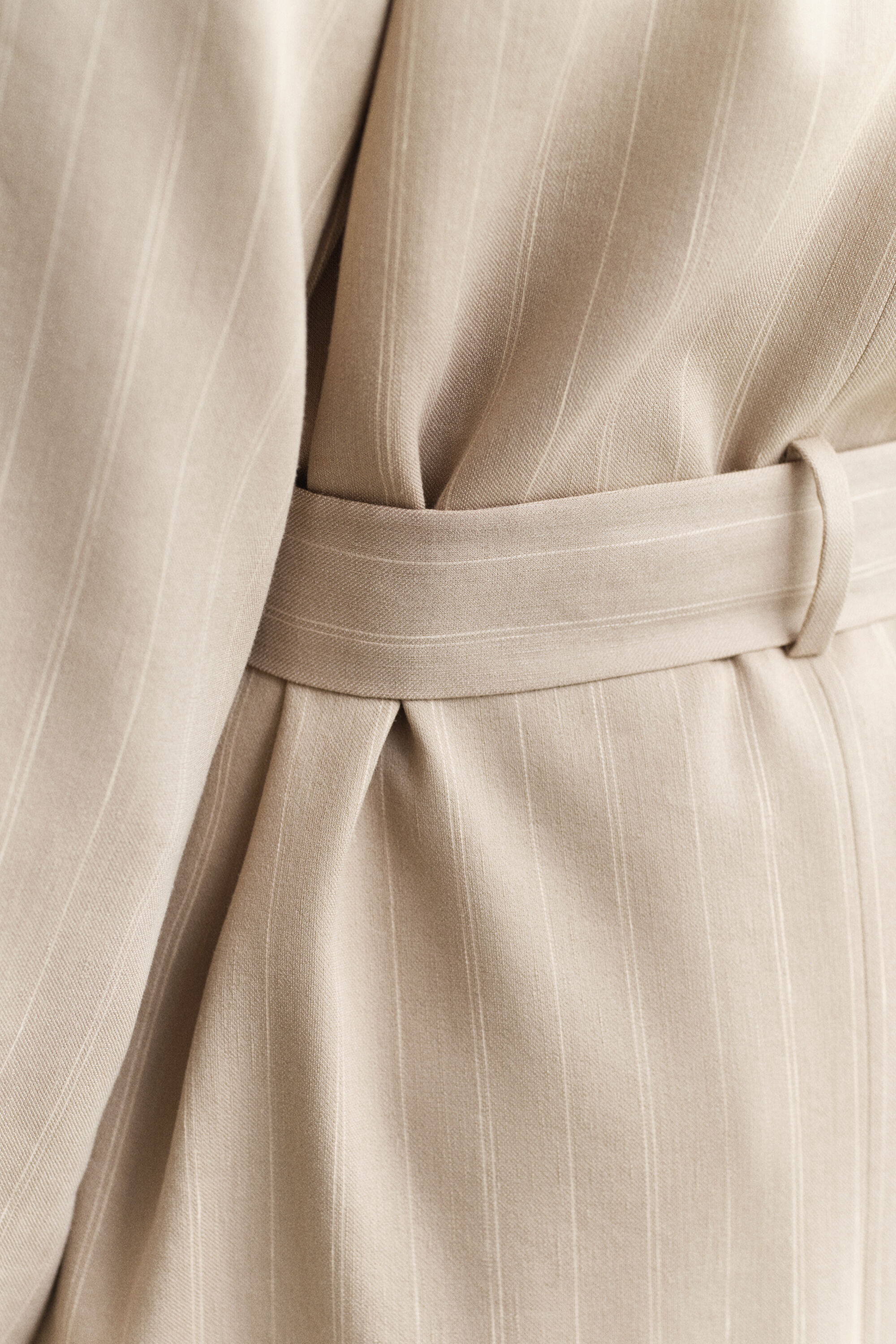 Pinstripe Mantel aus Leinenmix