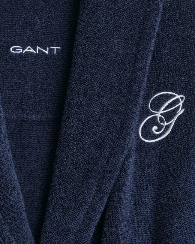 Bestickter Bademantel