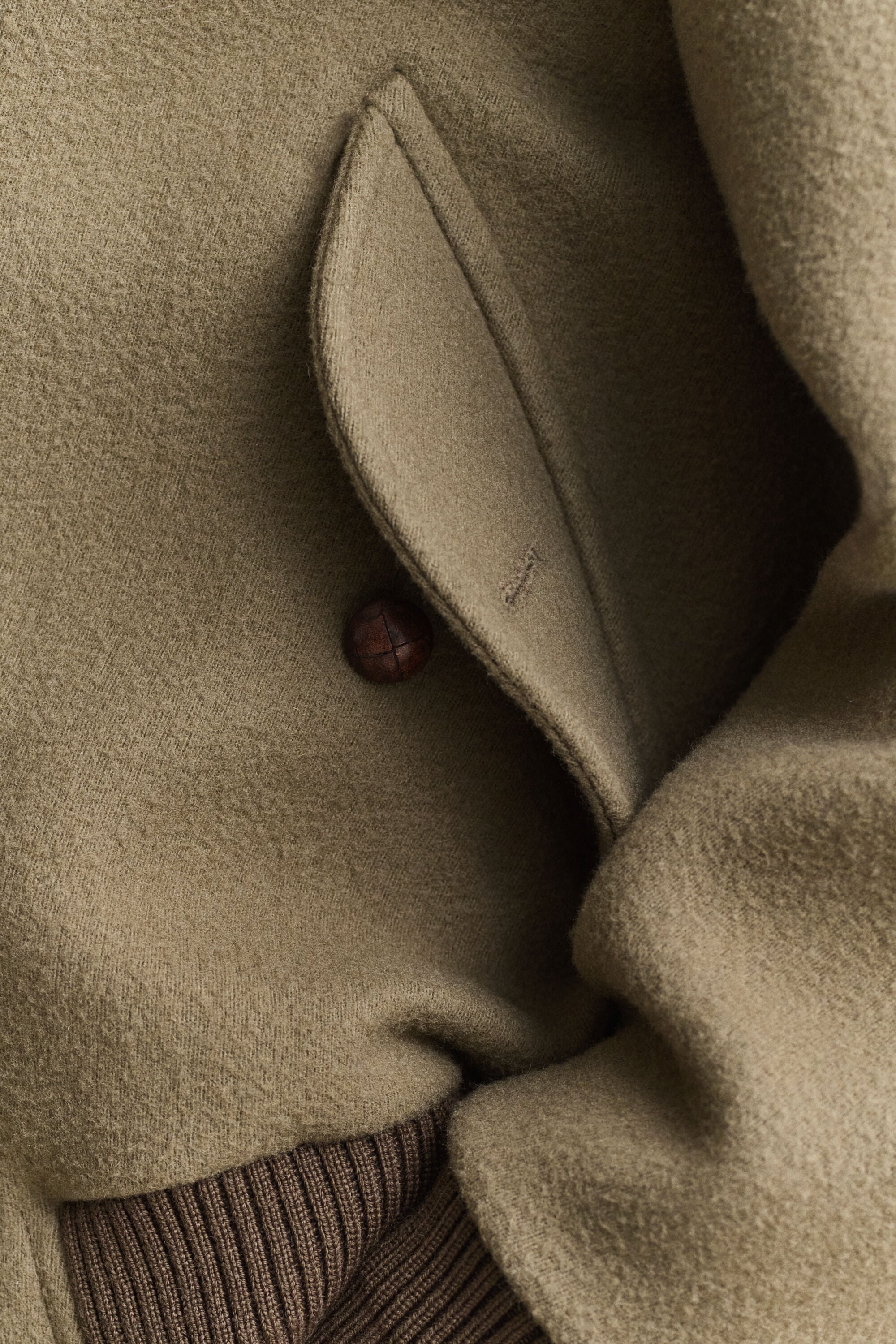 Fliegerjacke aus Wolle mit Shearlingesatz