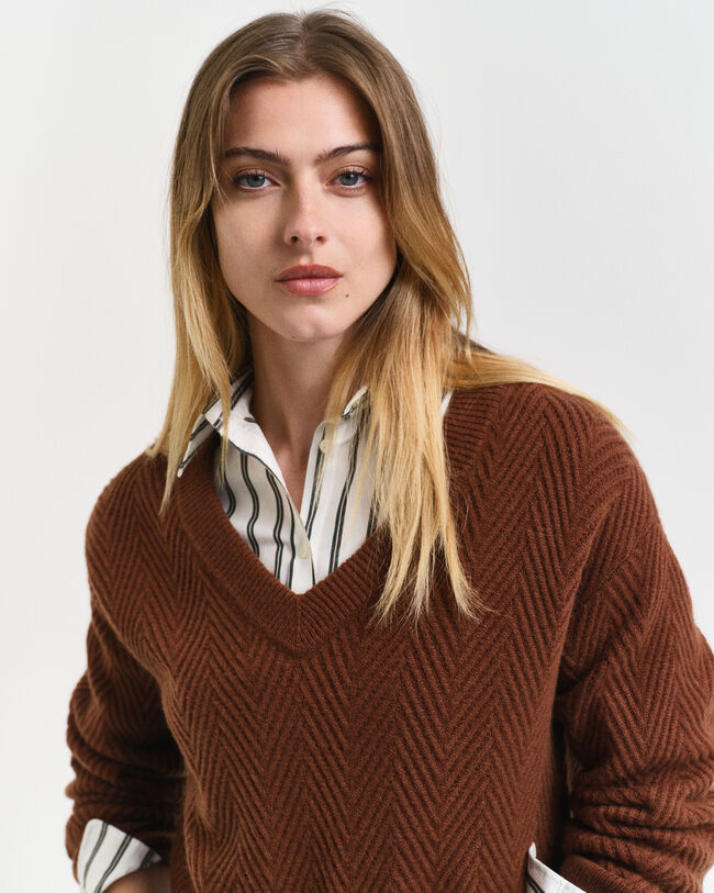 Herringbone V-Neck Pullover