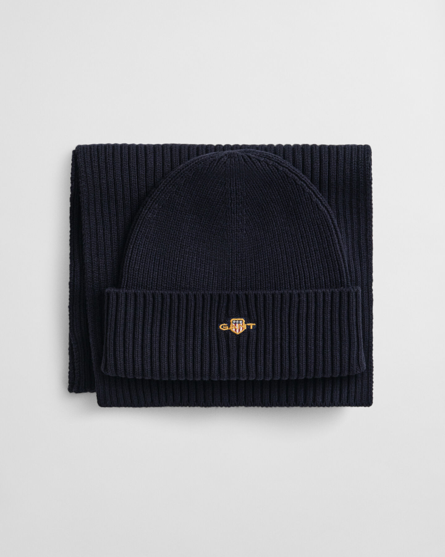 Shield Beanie & Schal Geschenkset