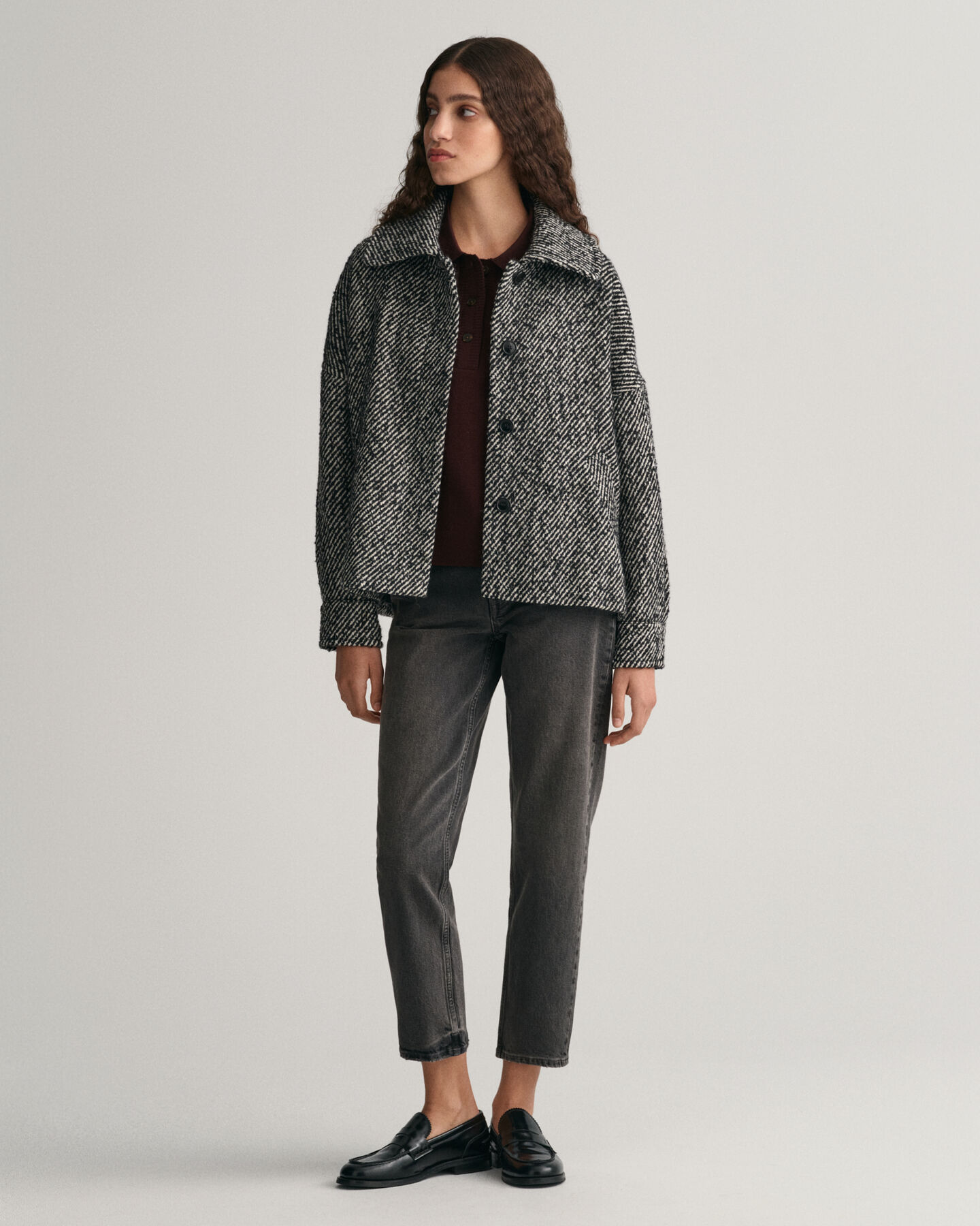 Verkürzte Jeans mit geradem Bein