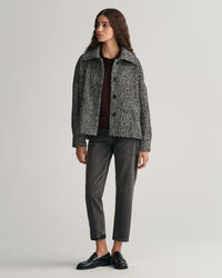 Verkürzte Jeans mit geradem Bein