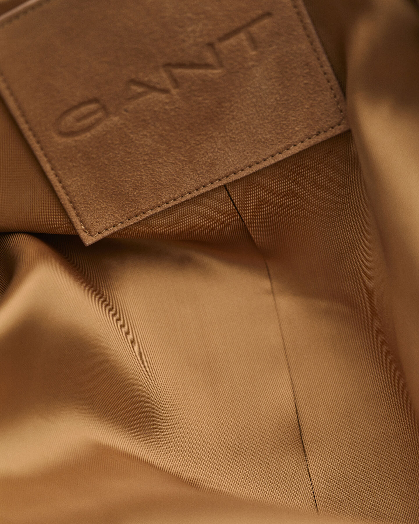 Bomberjacke aus Veloursleder