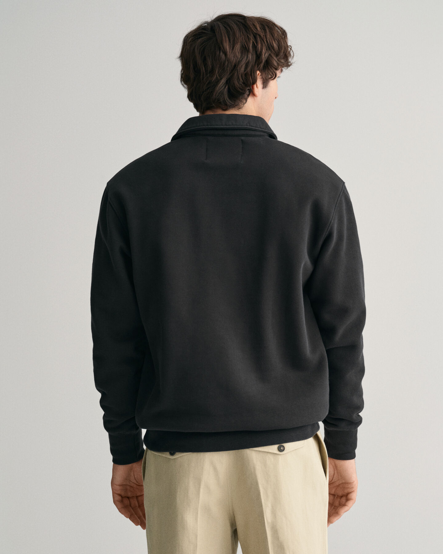 GANT Logo Sweatshirt mit halblangem Rei&szlig;verschluss