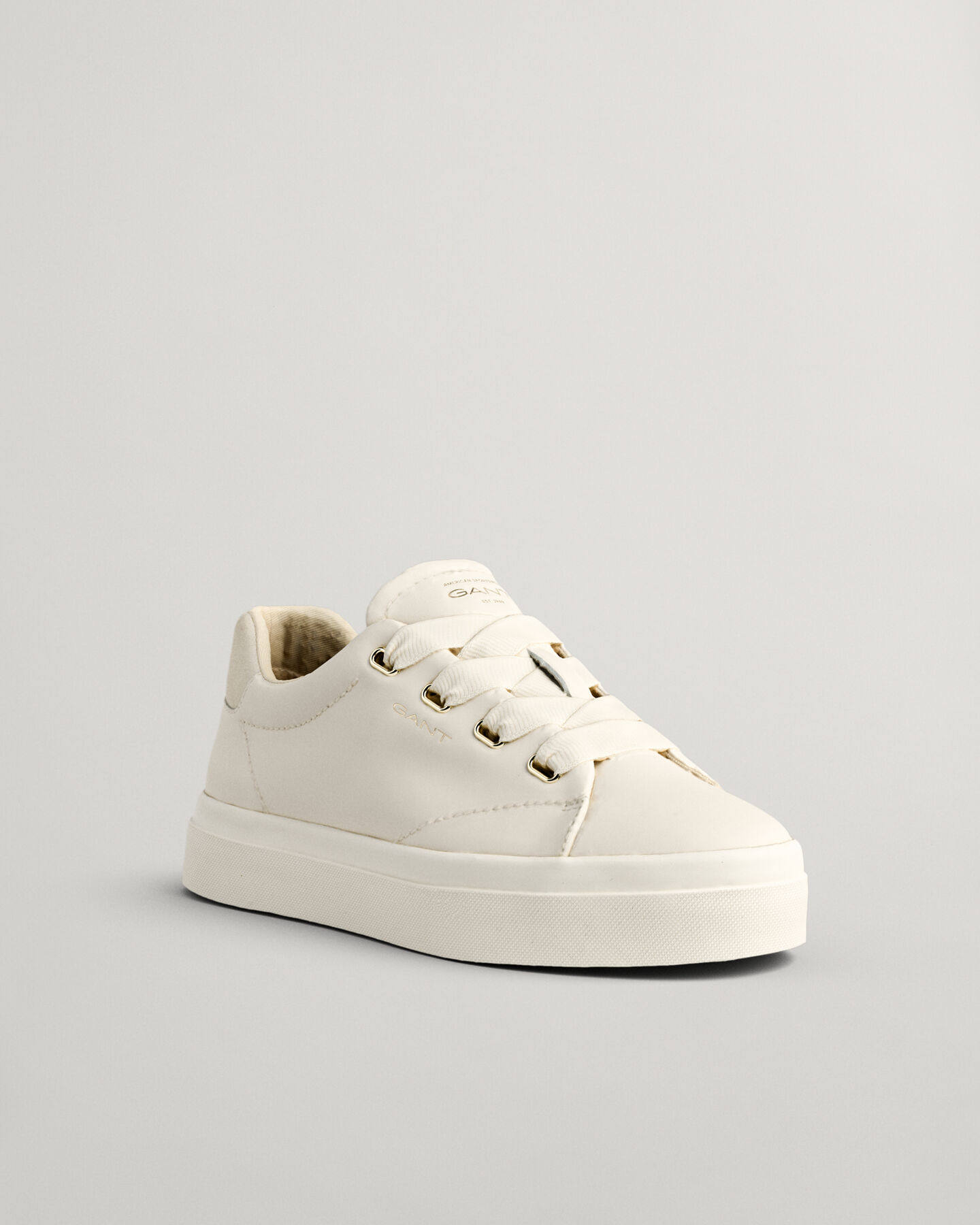 Avona Sneaker