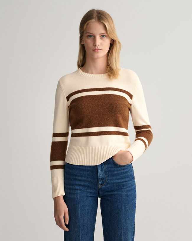 Rundhalspullover mit Blockstreifen