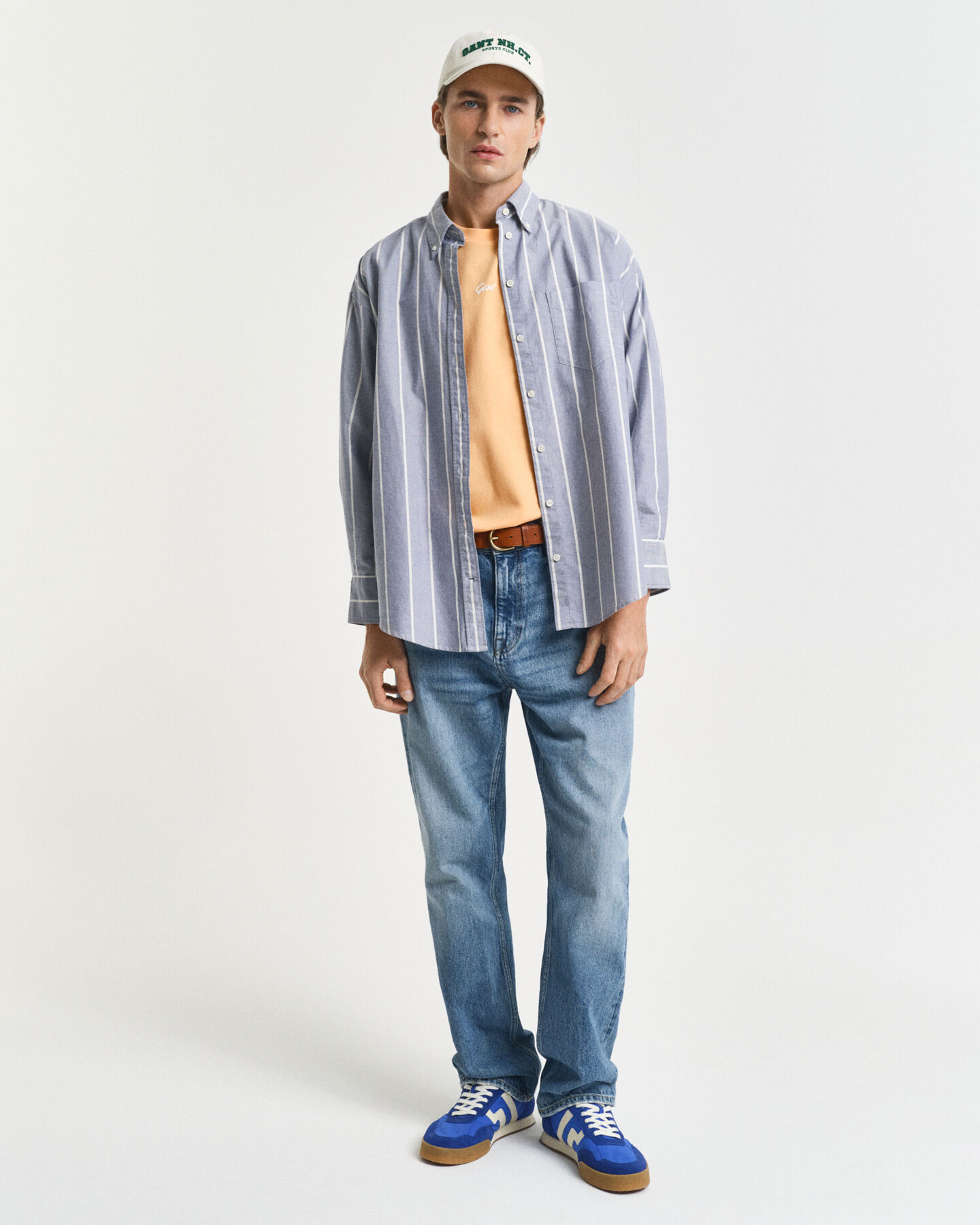 T-Shirt mit kleiner Grafik