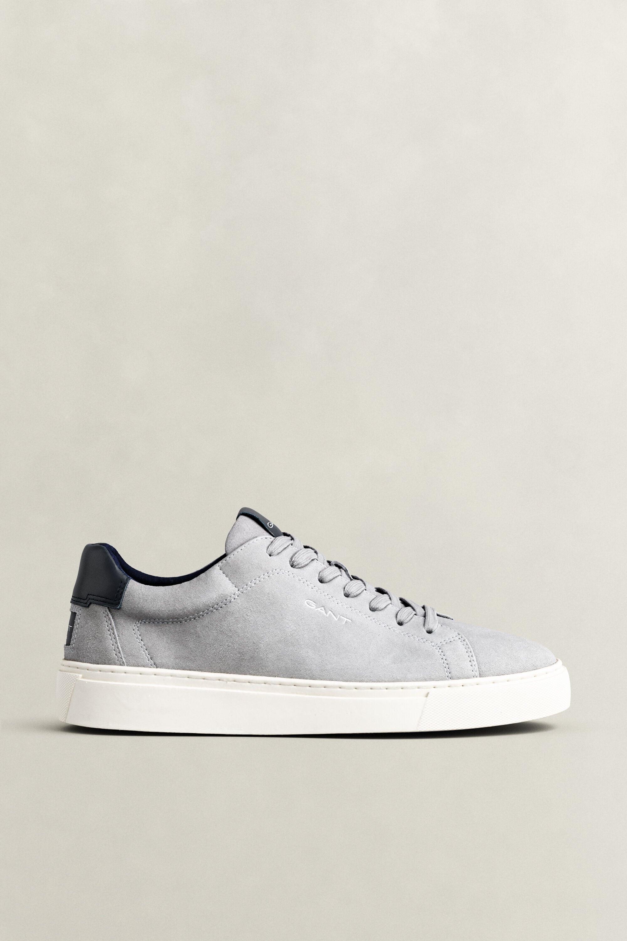 McJulien Sneaker aus Veloursleder