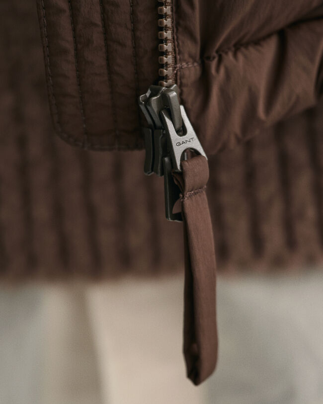 Mittellange Daunenweste