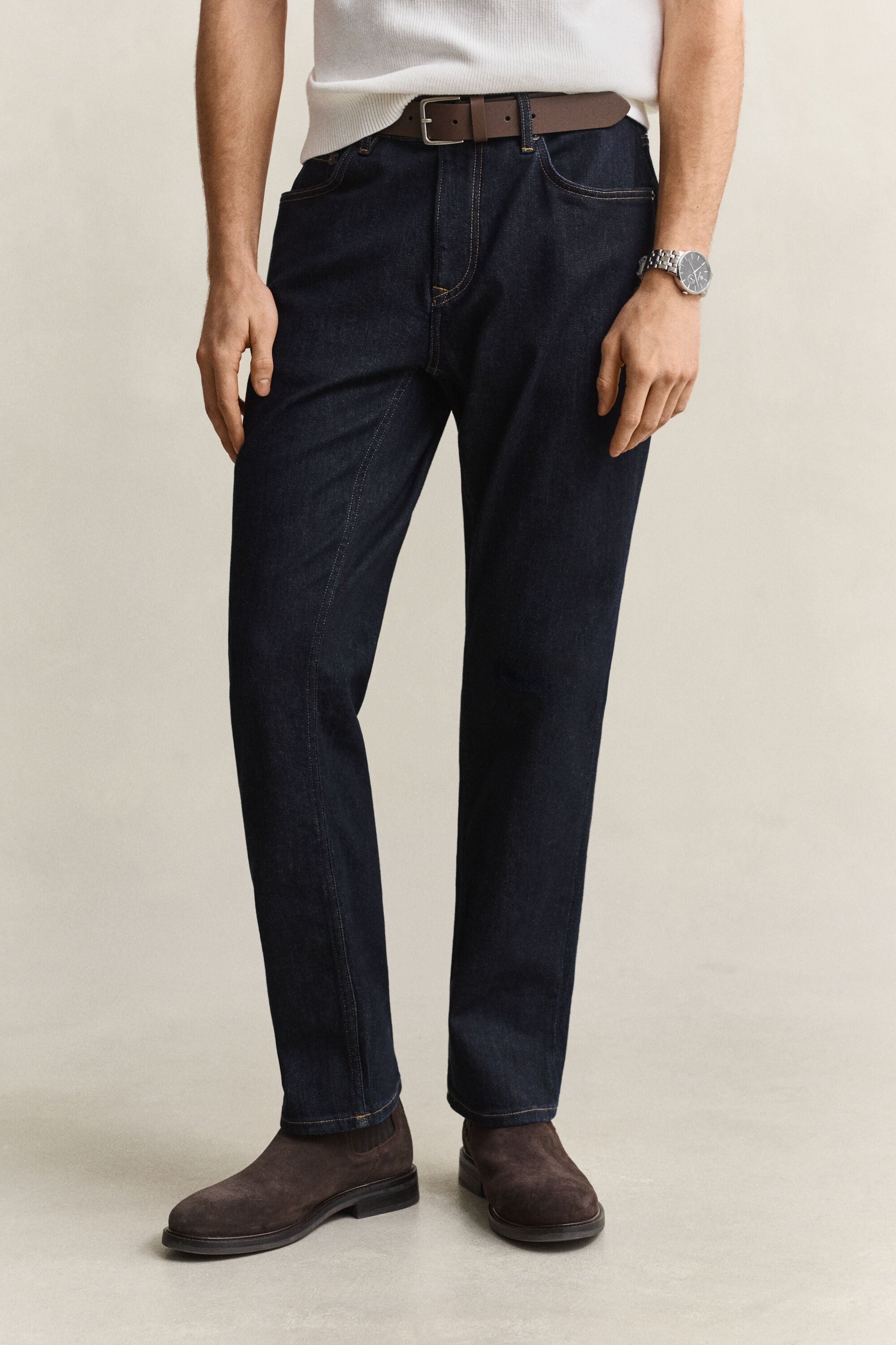 Regular Fit Clean Wash Jeans