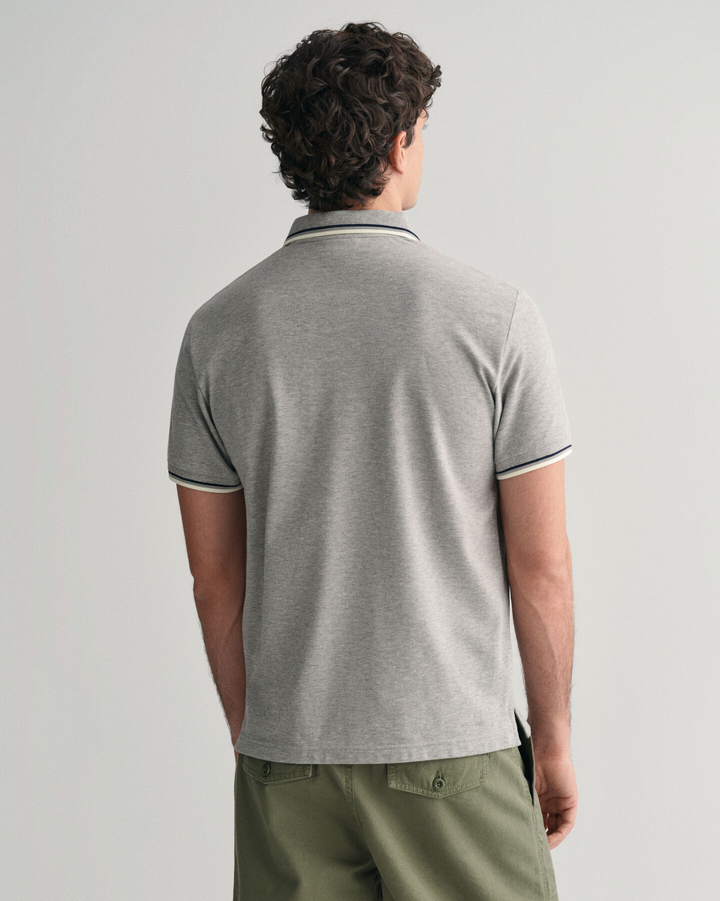 Piqu&eacute; Poloshirt mit Randstreifen in 2&nbsp;Farben