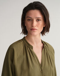 Hemdblusenkleid mit Stehkragen