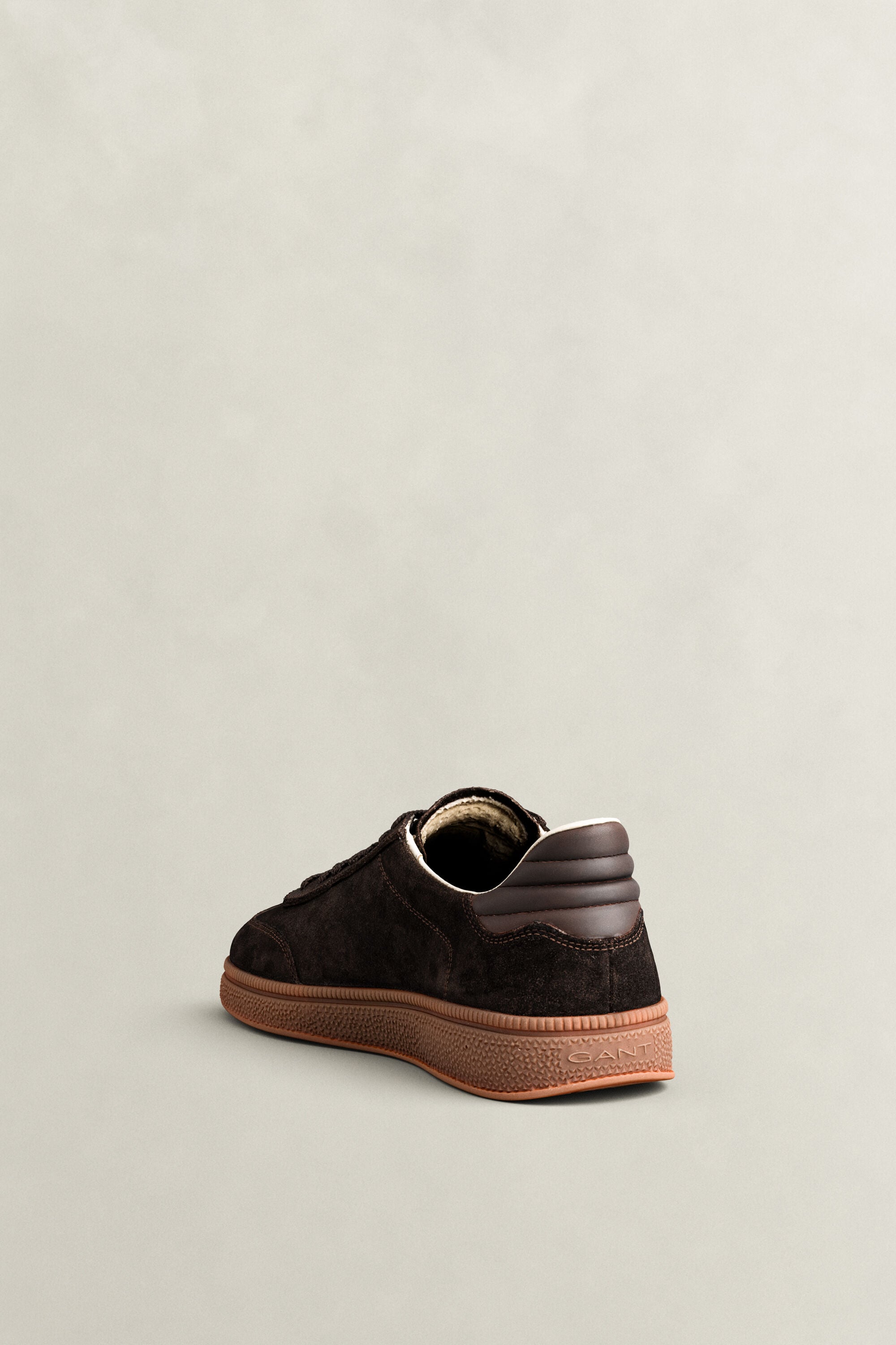 Cuzmo Sneaker aus Veloursleder