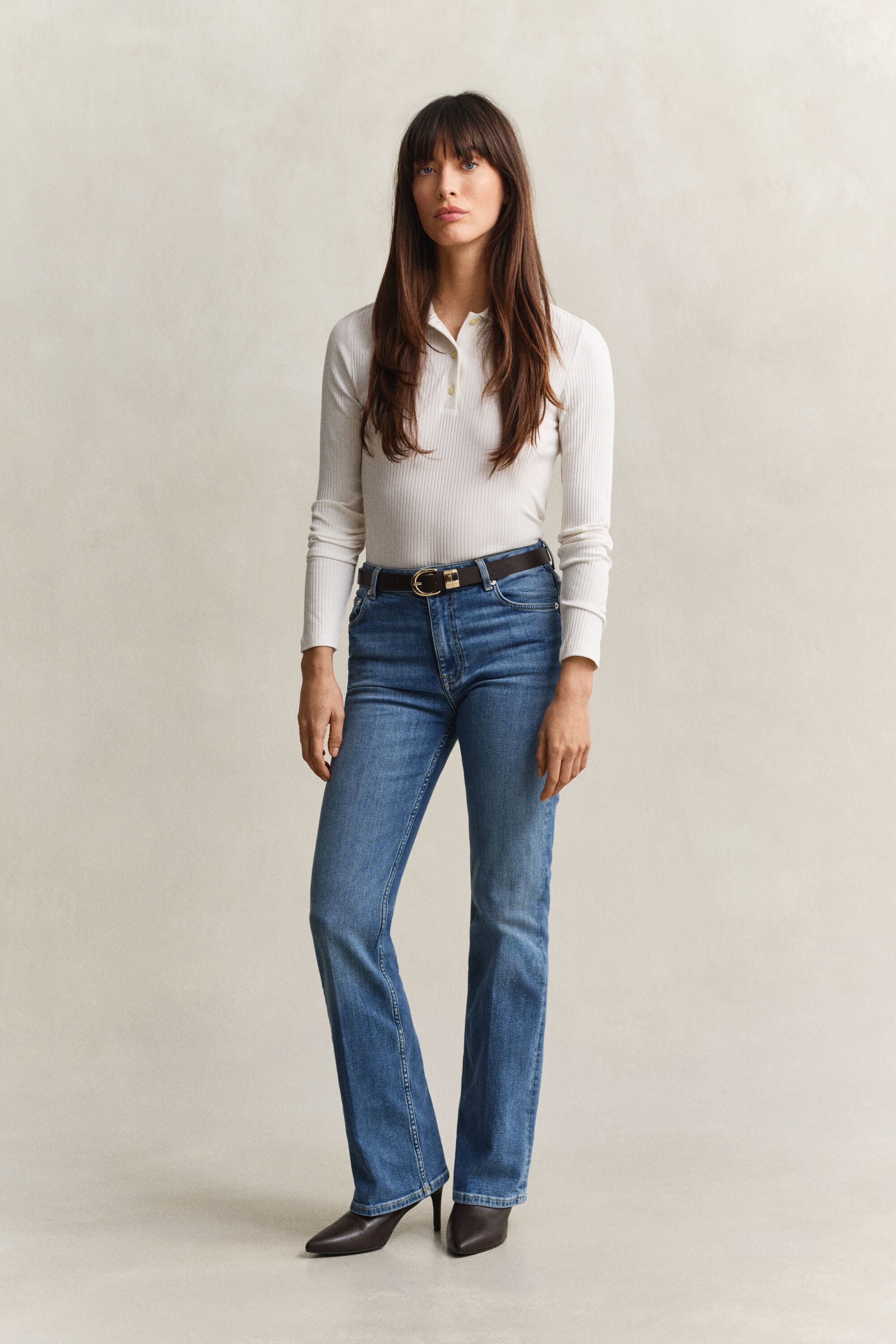 Ausgestellte Slim Fit Stretch-Jeans