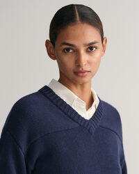 Verk&uuml;rzter V-Neck Pullover
