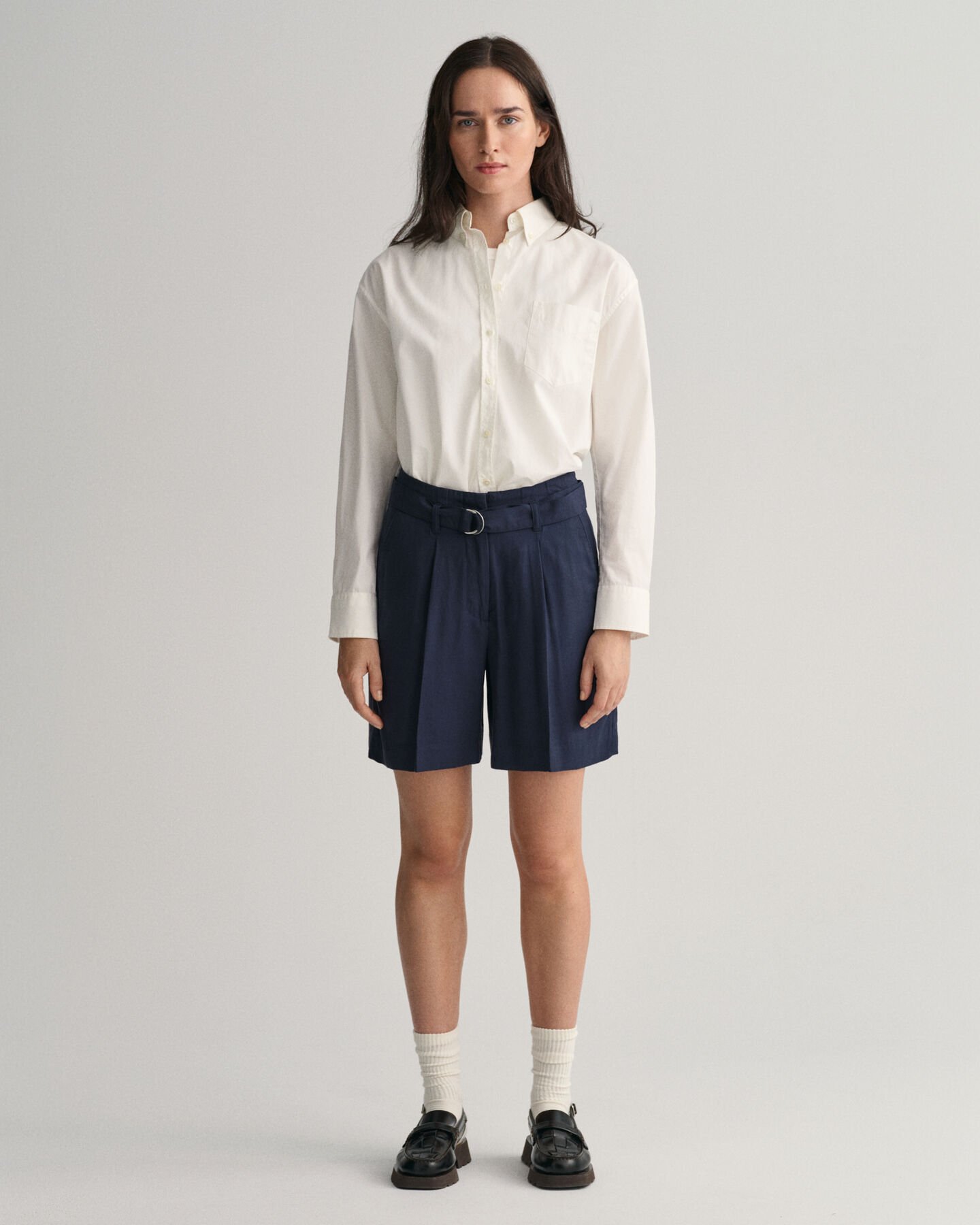 Relaxed Fit Shorts mit G&uuml;rtel