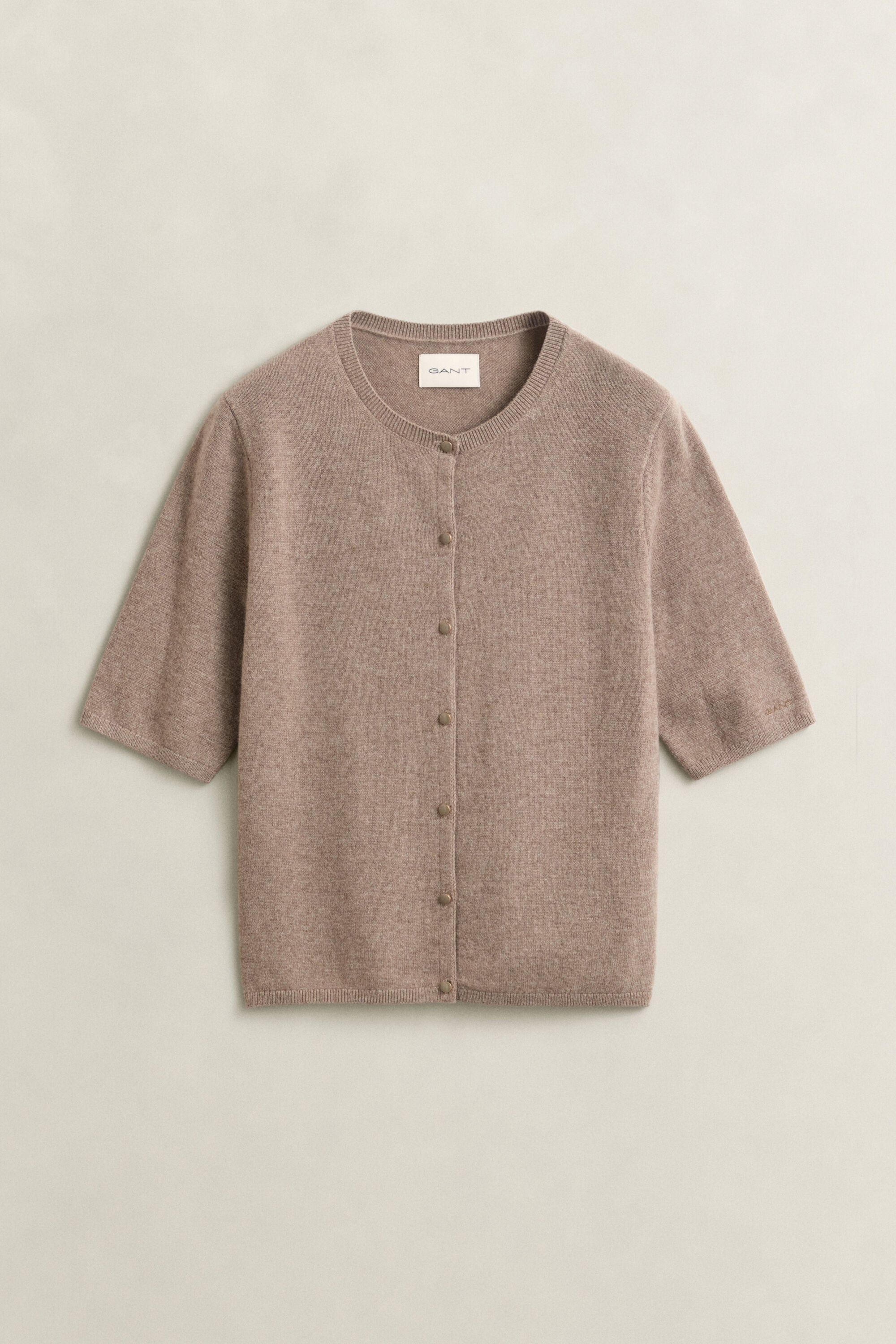 Kurzärmlige Strickjacke mit Kaschmiranteil