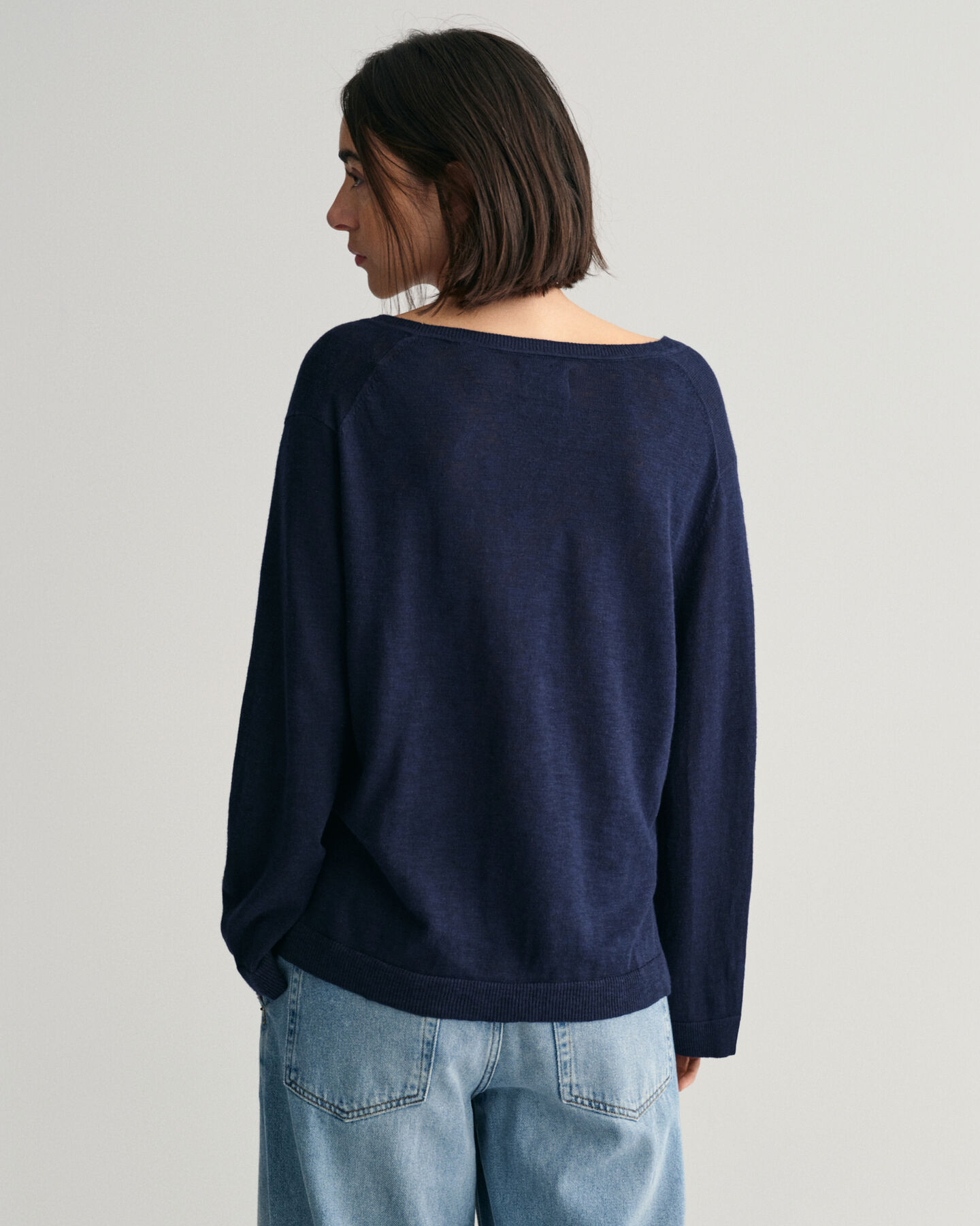V-Neck Pullover aus Leinenmischgewebe