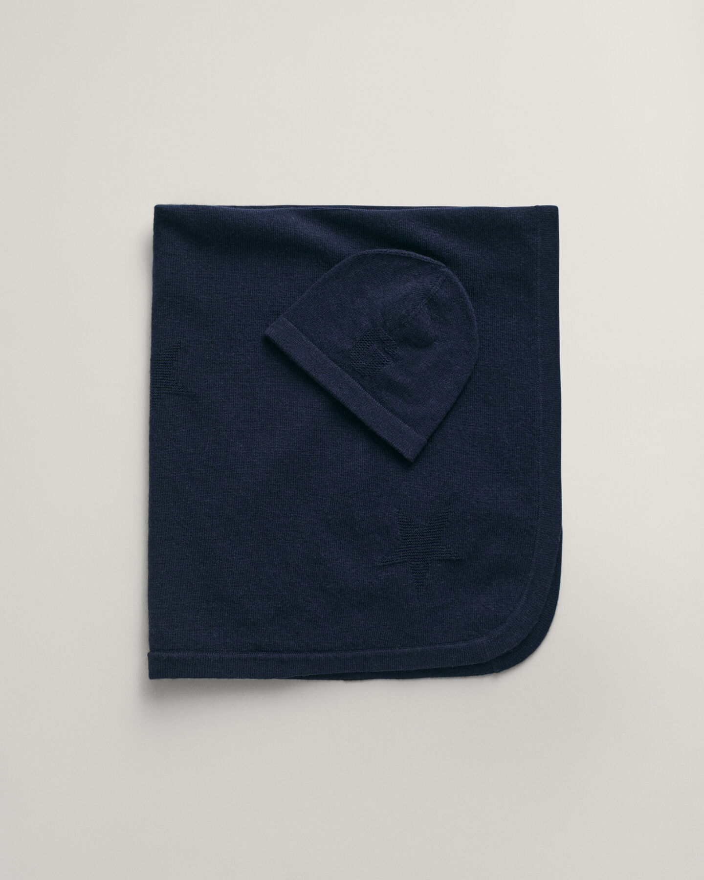 Baby Geschenkset mit Decke und Beanie