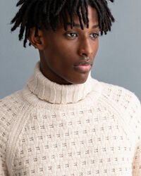 Chunky Texture Rollkragenpullover