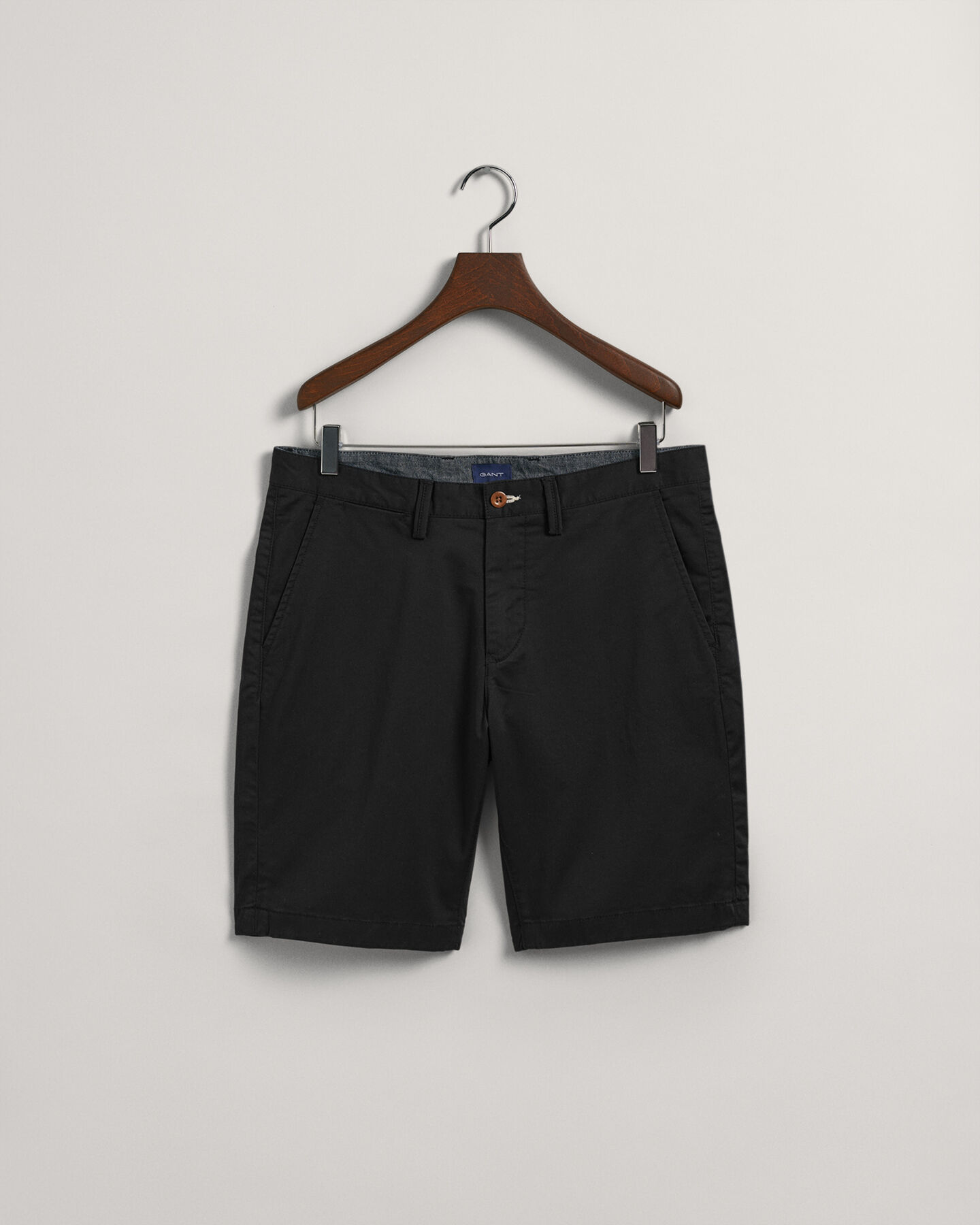 Hallden Slim Fit Twill-Shorts