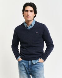 Superfine Lambswool V-Neck Pullover