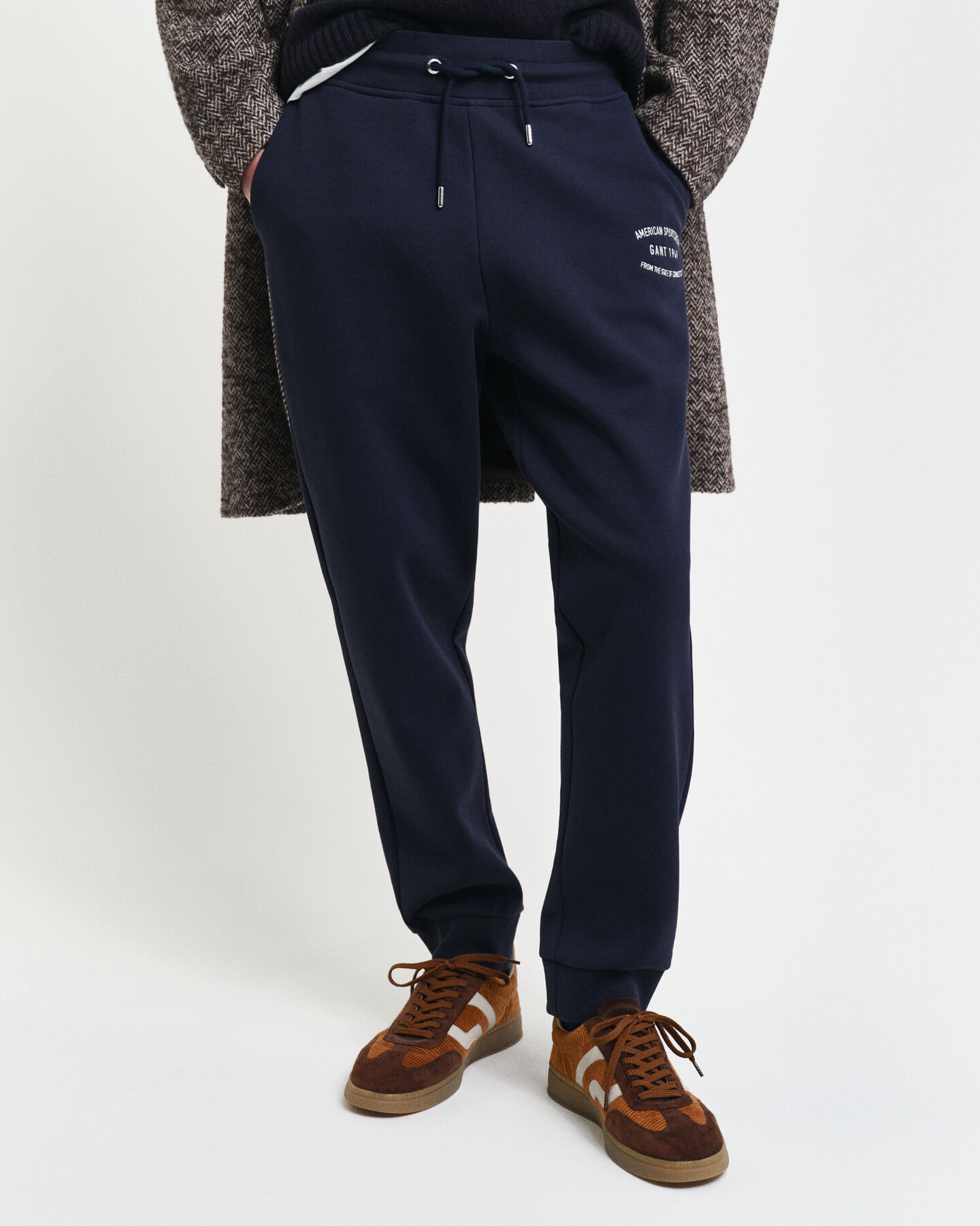 Sweathose mit kleiner Grafik