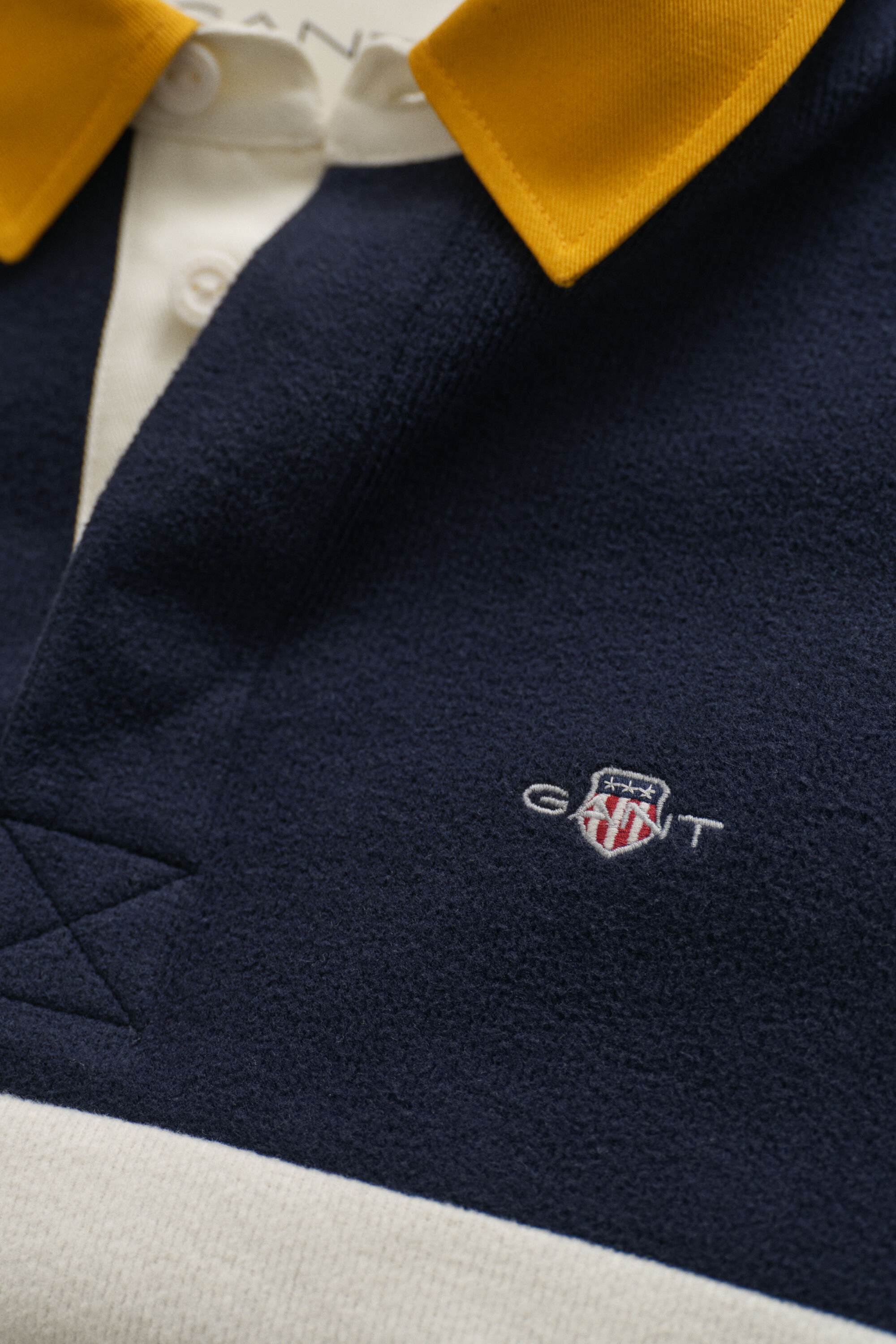 Heavy Rugger im Blockfarbendesign