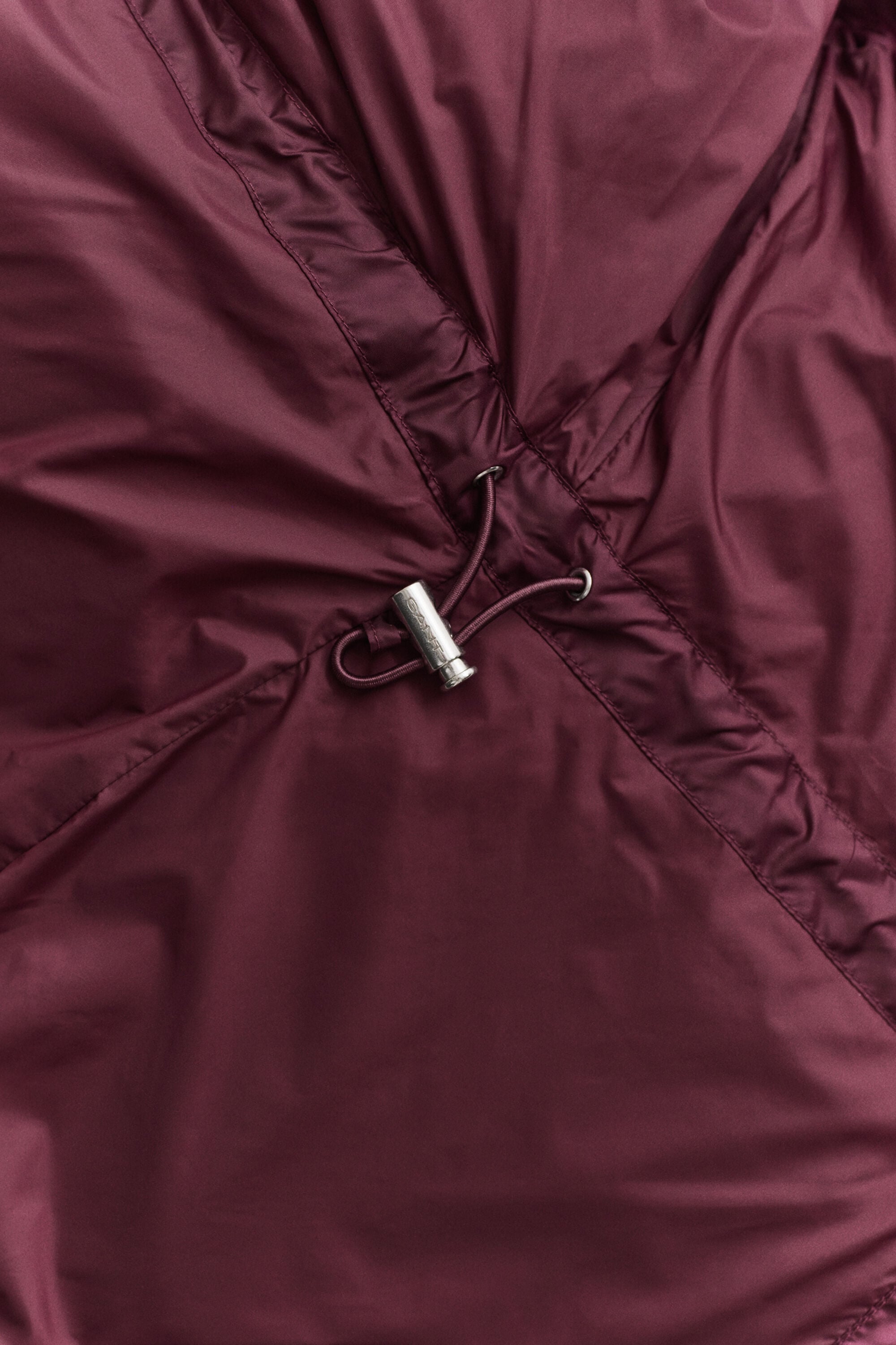Steppjacke mit mittlerer Wattierung