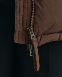 Mittellange Daunenjacke