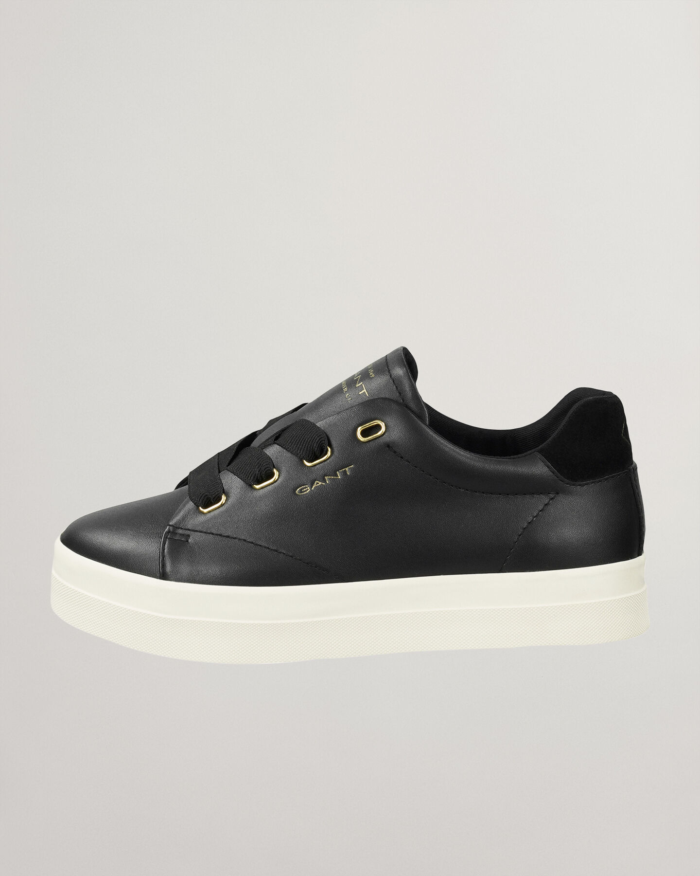 Avona Sneaker
