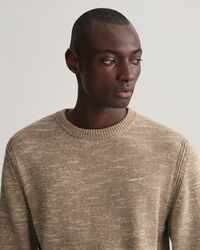 Rundhalspullover aus gedrehtem Garn