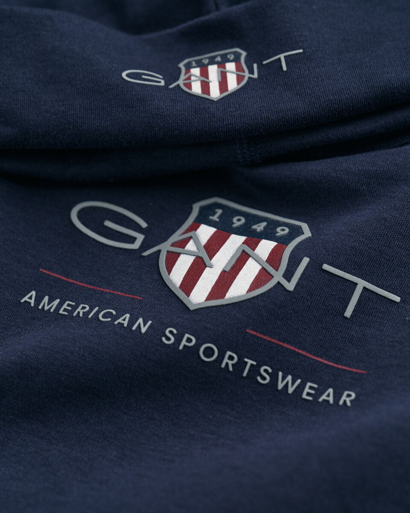 Baby Archive Shield Body und Beanie