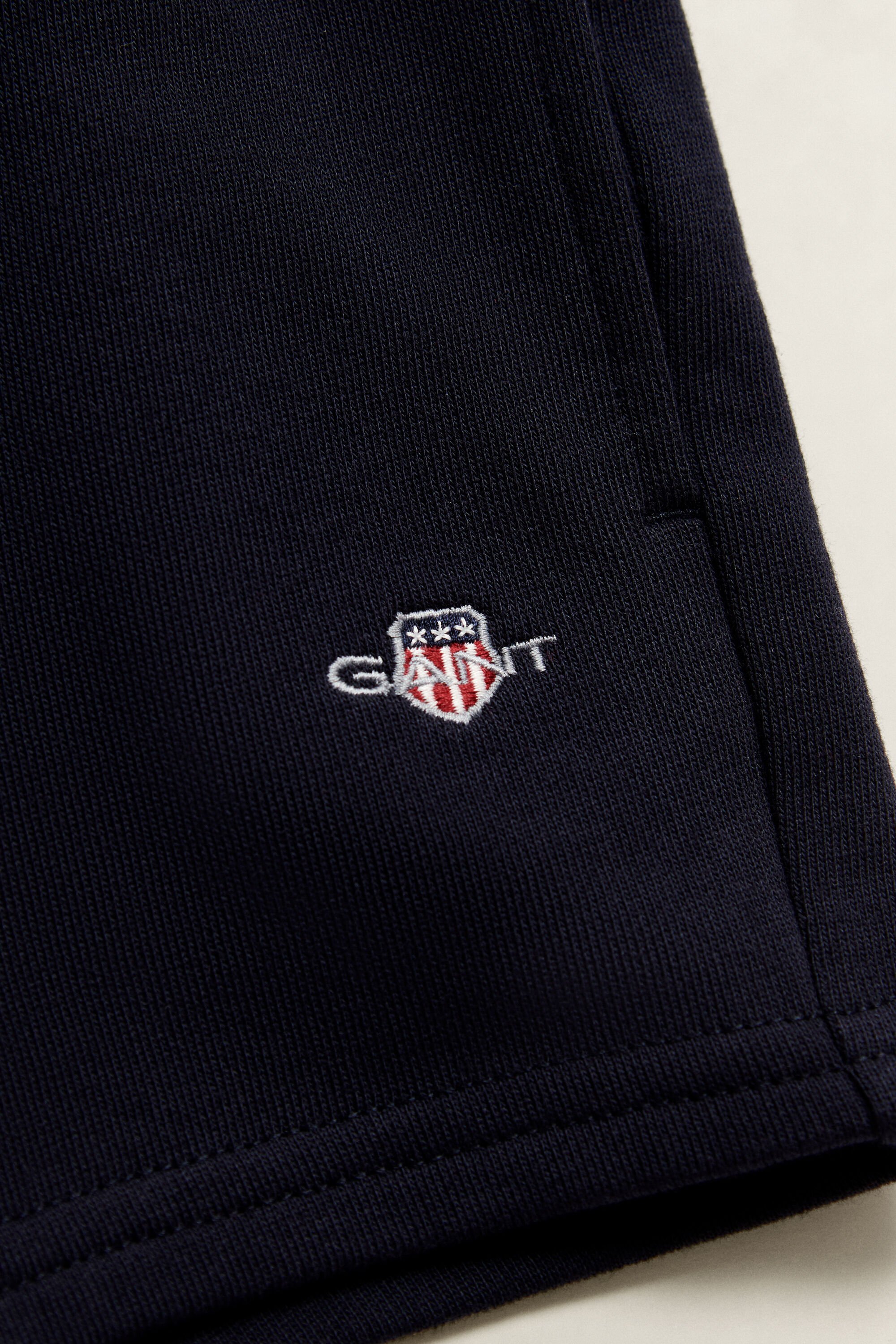 Boys Archive Shield Set mit T-Shirt und Sweatshorts