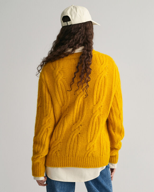 Furry Zopfstrick Rundhalspullover