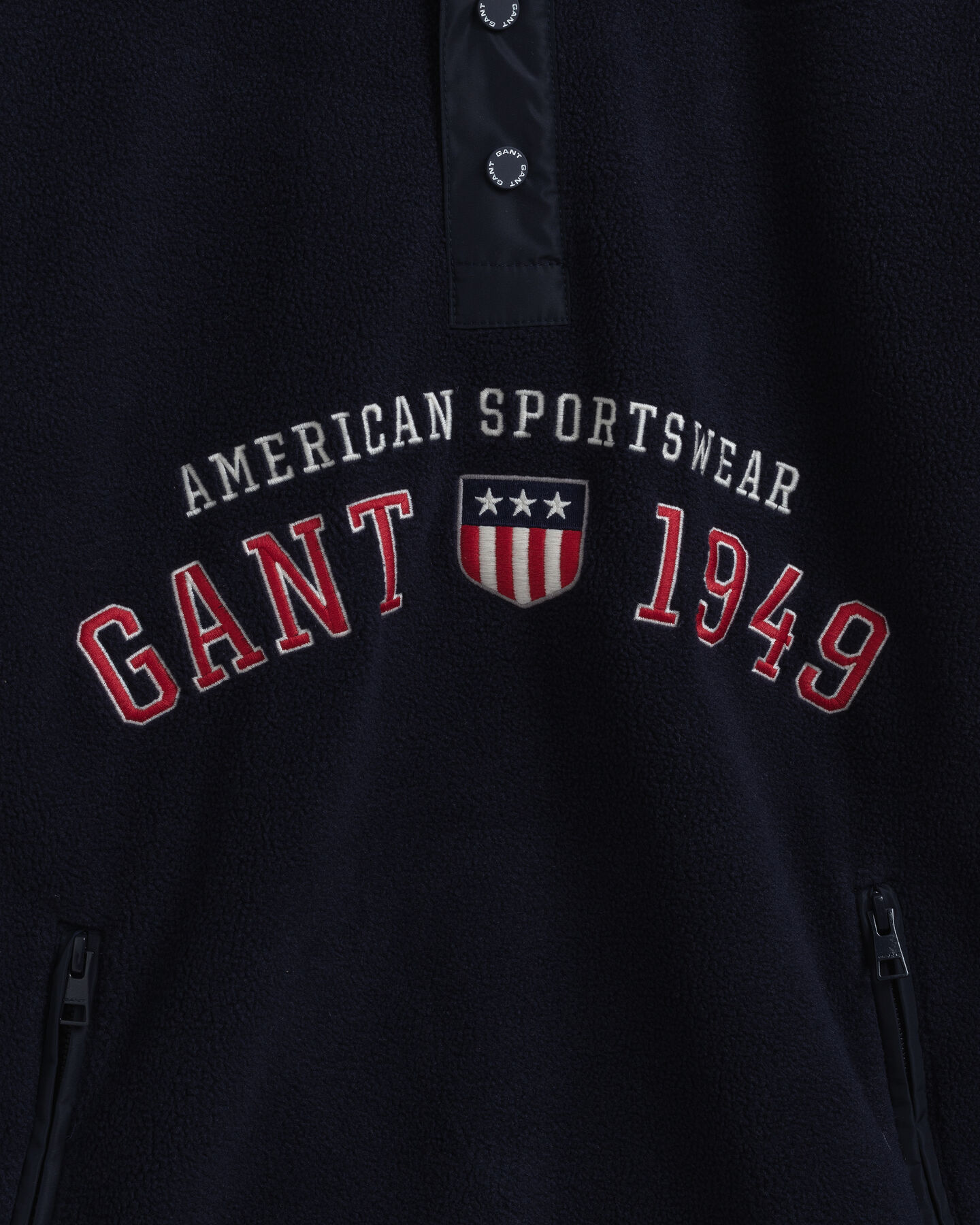 Retro Shield Polarfleece-Shirt