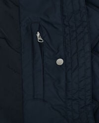 Gesteppter Mantel mit Cordbesatz