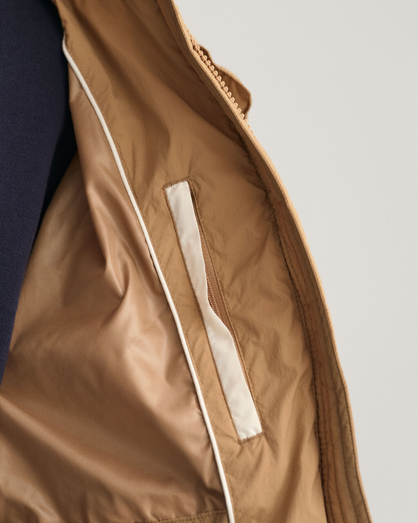 Mittellange Daunenjacke