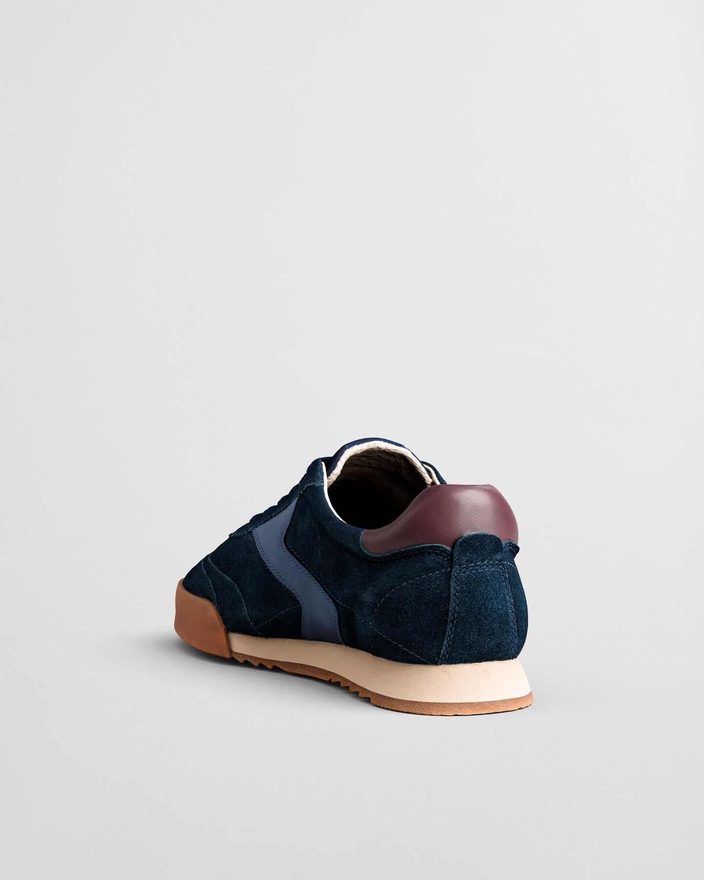 Baylle Sneaker aus Veloursleder