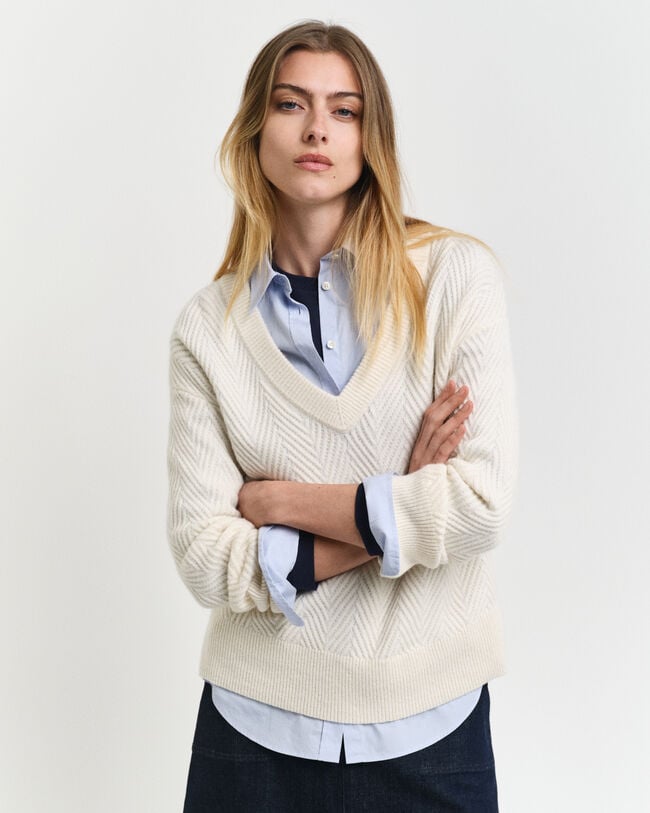 Herringbone V-Neck Pullover